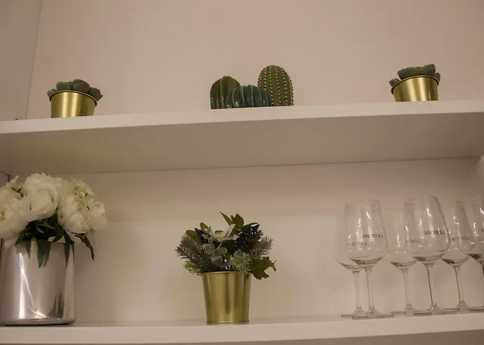Lella\'S Home